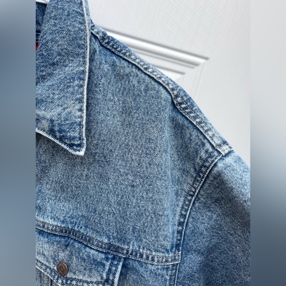 NWT Levi’s stone wash trucker denim bomber jacket w/red quilted lining • size XS - Picture 9 of 16